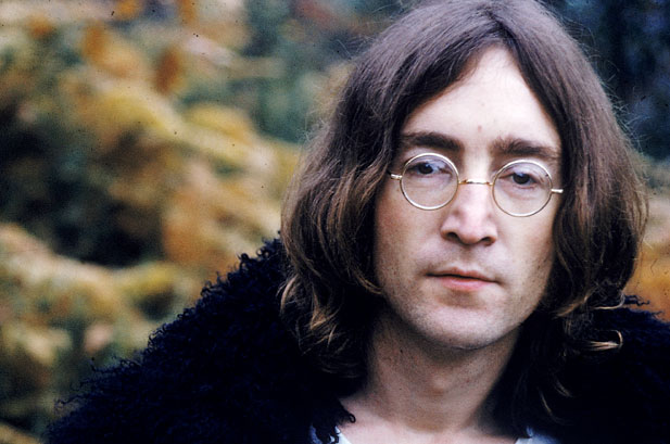Школьные жалобы на Джона Леннона будут проданы на аукционе